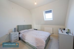 Bedroom- click for photo gallery